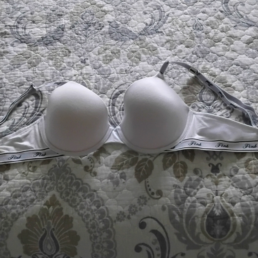 PINK Victoria's Secret White Underwire Bra Intimates & Sleepwear